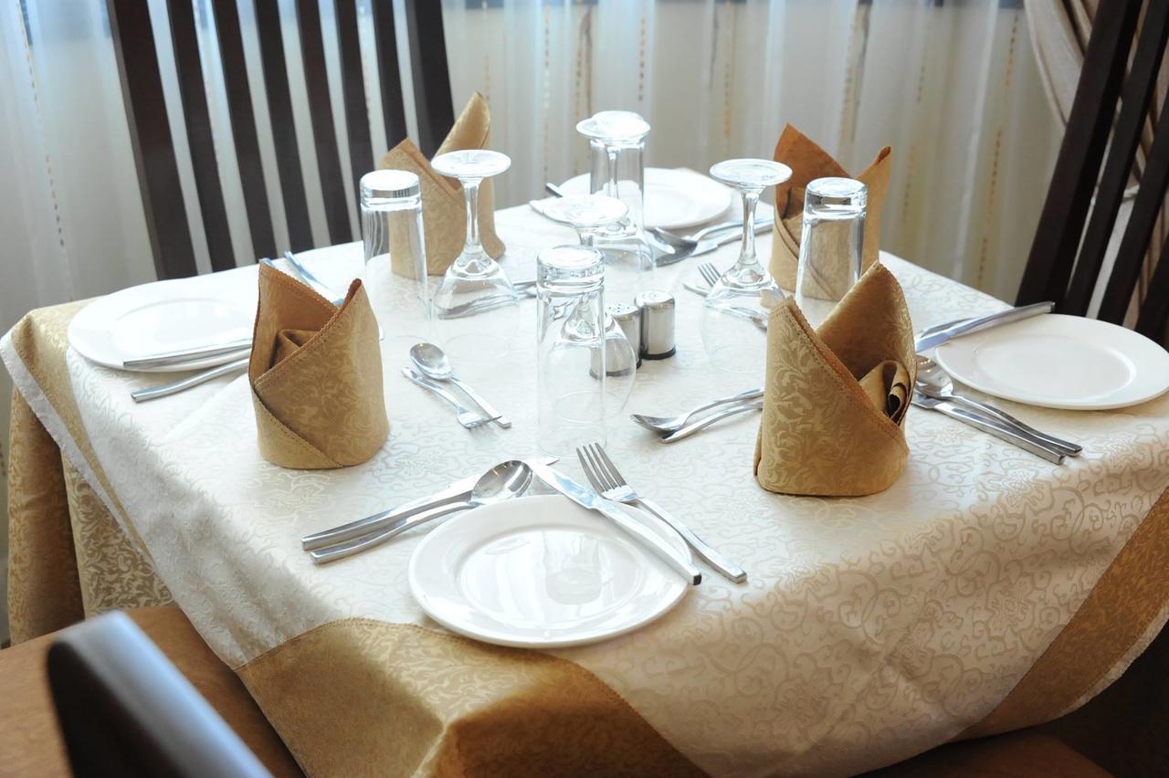 Rising Sun Hotel Νταρ ες Σαλάμ Εξωτερικό φωτογραφία