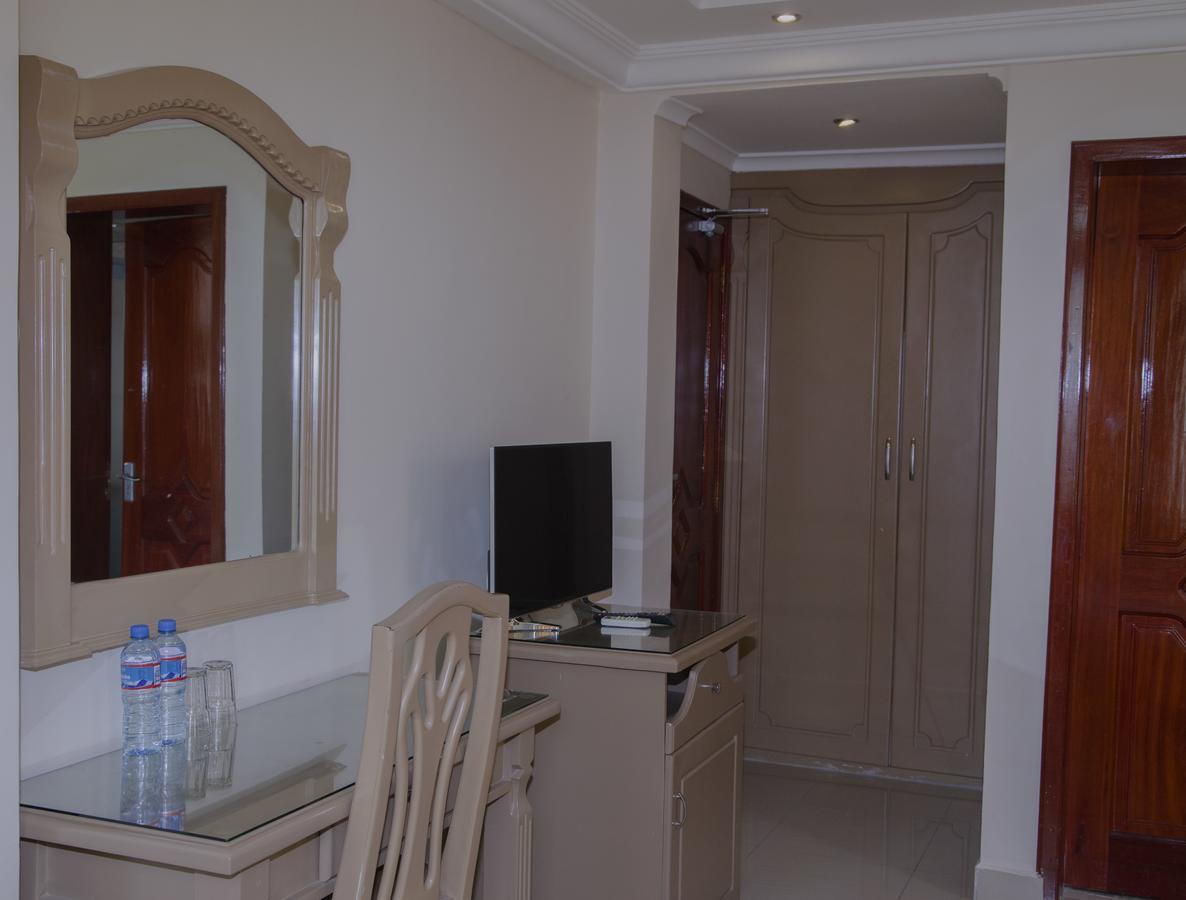 Rising Sun Hotel Νταρ ες Σαλάμ Εξωτερικό φωτογραφία