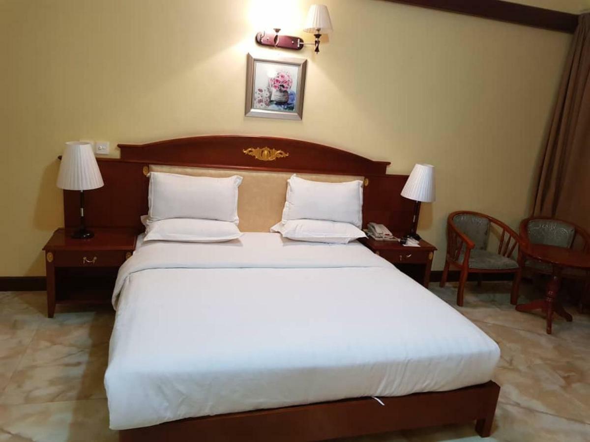Rising Sun Hotel Νταρ ες Σαλάμ Εξωτερικό φωτογραφία